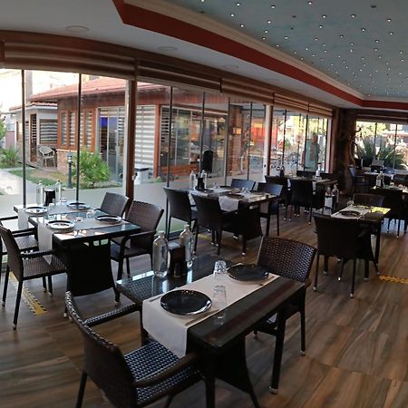 Dolphin Apart Hotel Саріґерме Екстер'єр фото